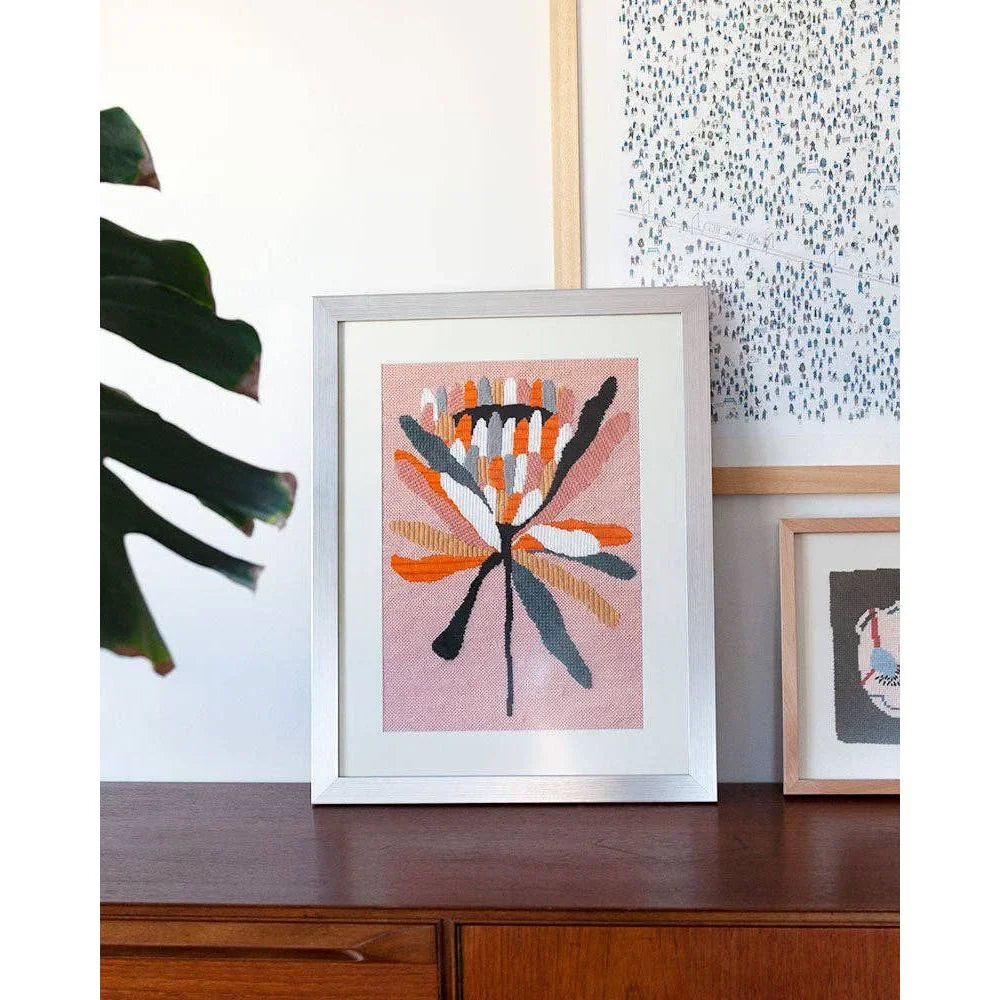 Light Gray Stickset- Pink Ice Protea