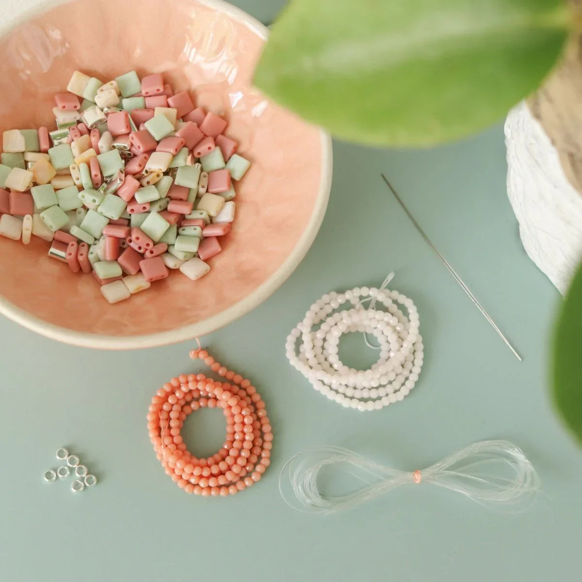 Dark Gray DIY Set 16 - Perlenarmbänder Silber