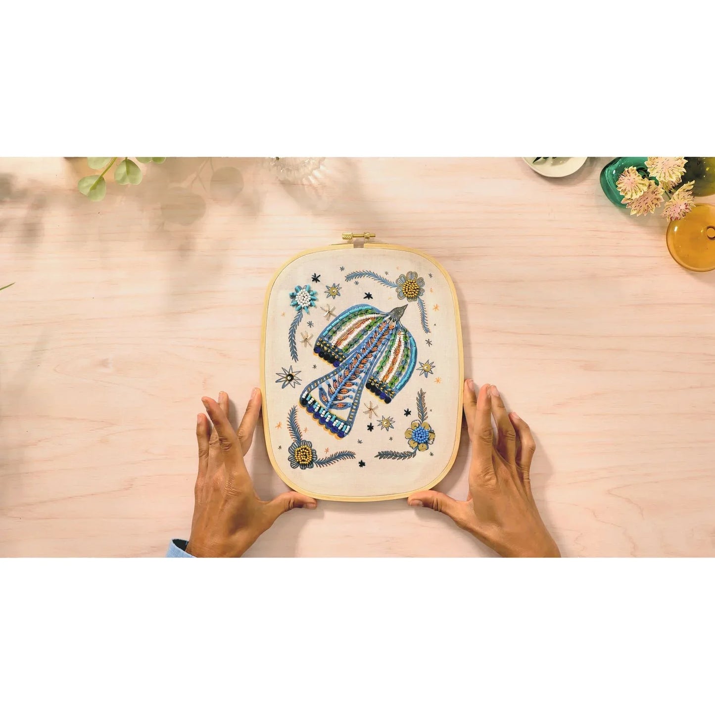 Wheat Atelier 59, Perlenstickerei Vogel