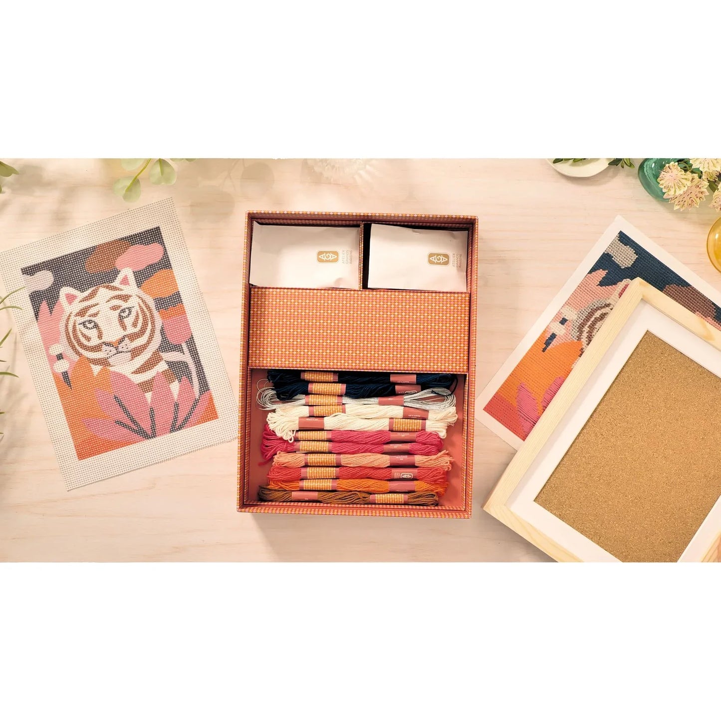 Wheat Atelier 64, Stickerei Tiger