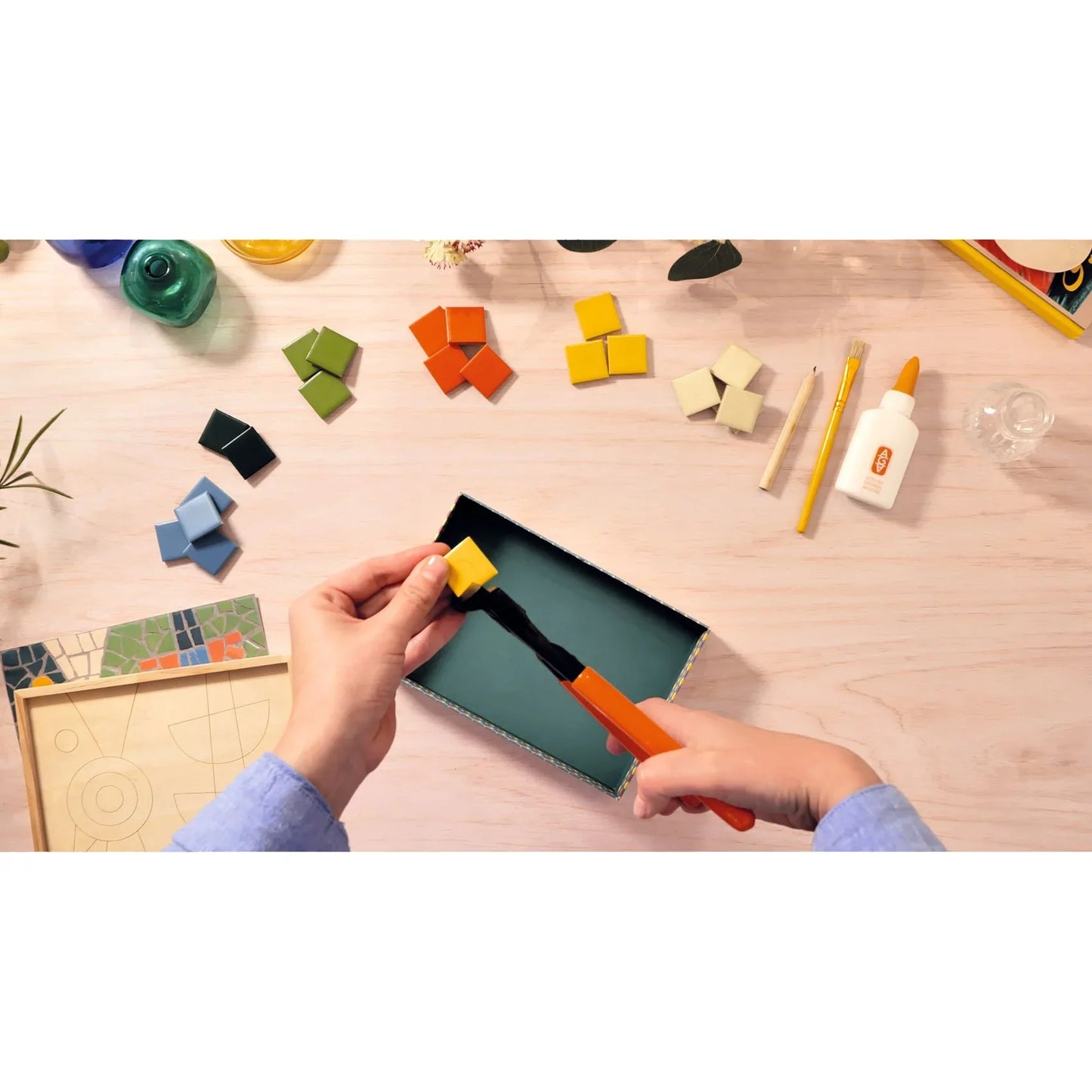 Wheat Atelier 73, Mosaik Totem