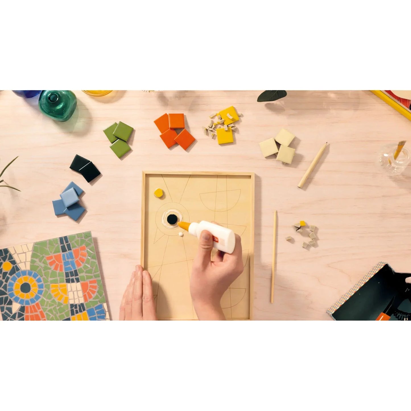 Wheat Atelier 73, Mosaik Totem