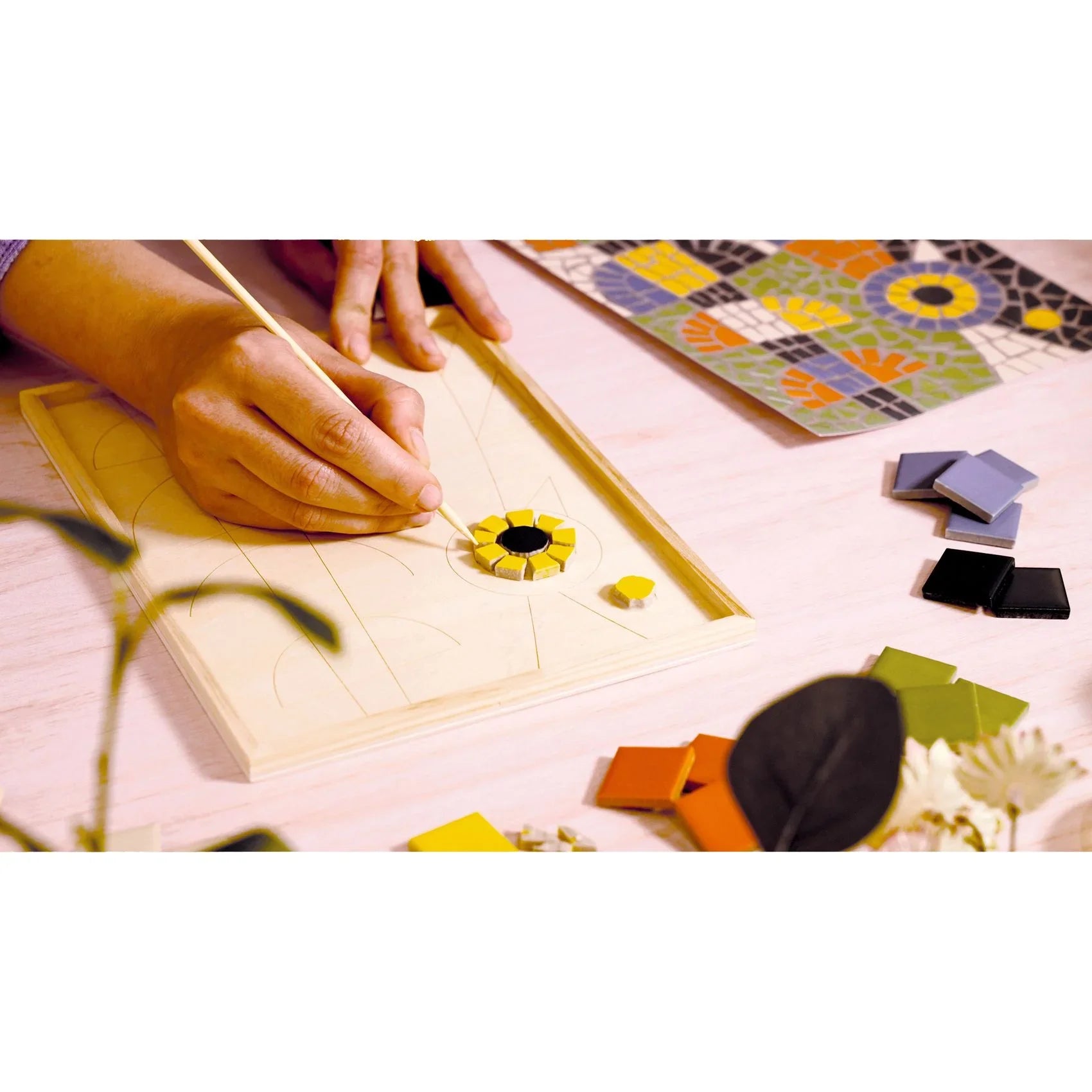 Bisque Atelier 73, Mosaik Totem