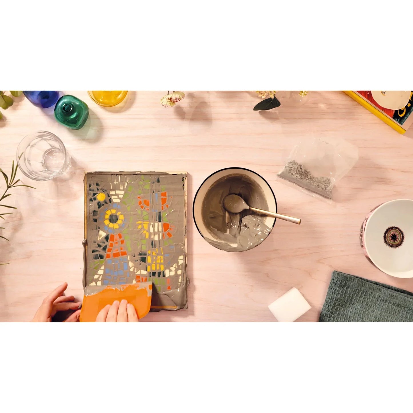 Wheat Atelier 73, Mosaik Totem