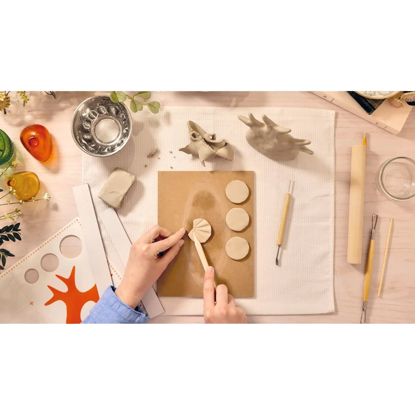 Tan Atelier 85, Modellieren Koralle